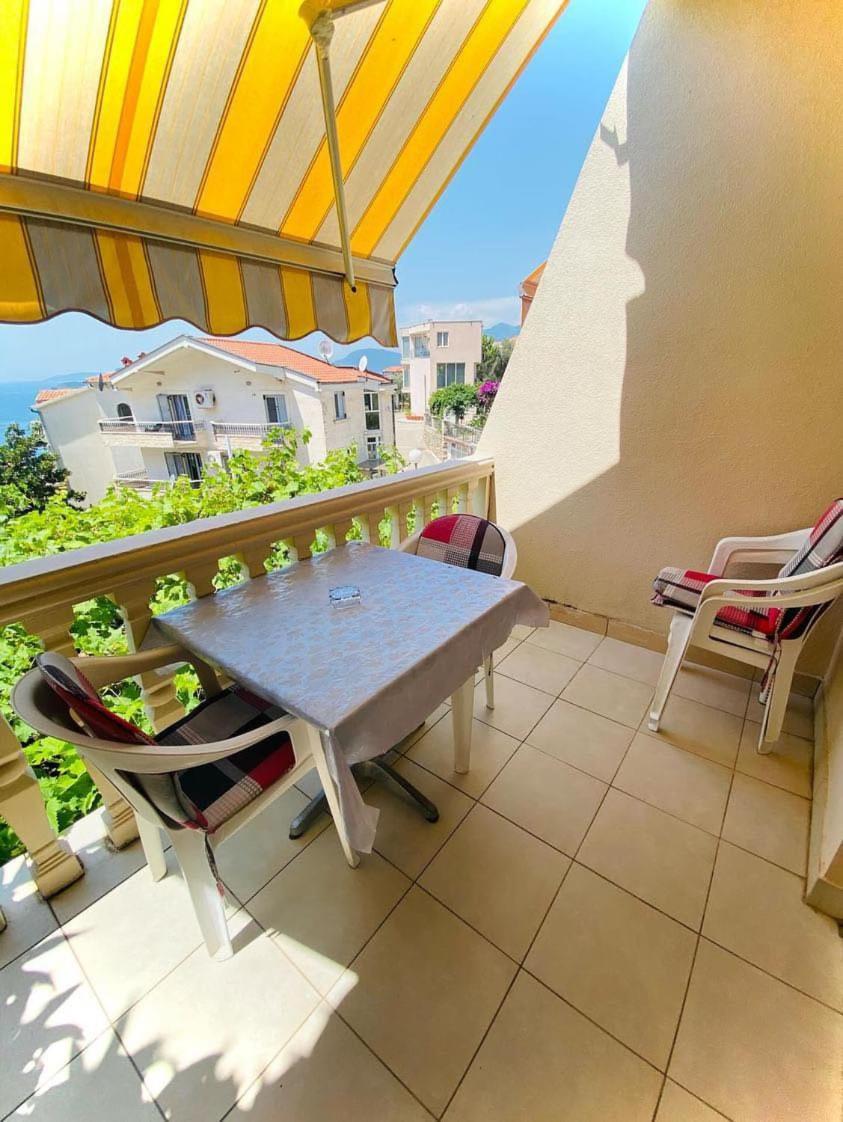 Apartments Dunja Sveti Stefan Luaran gambar