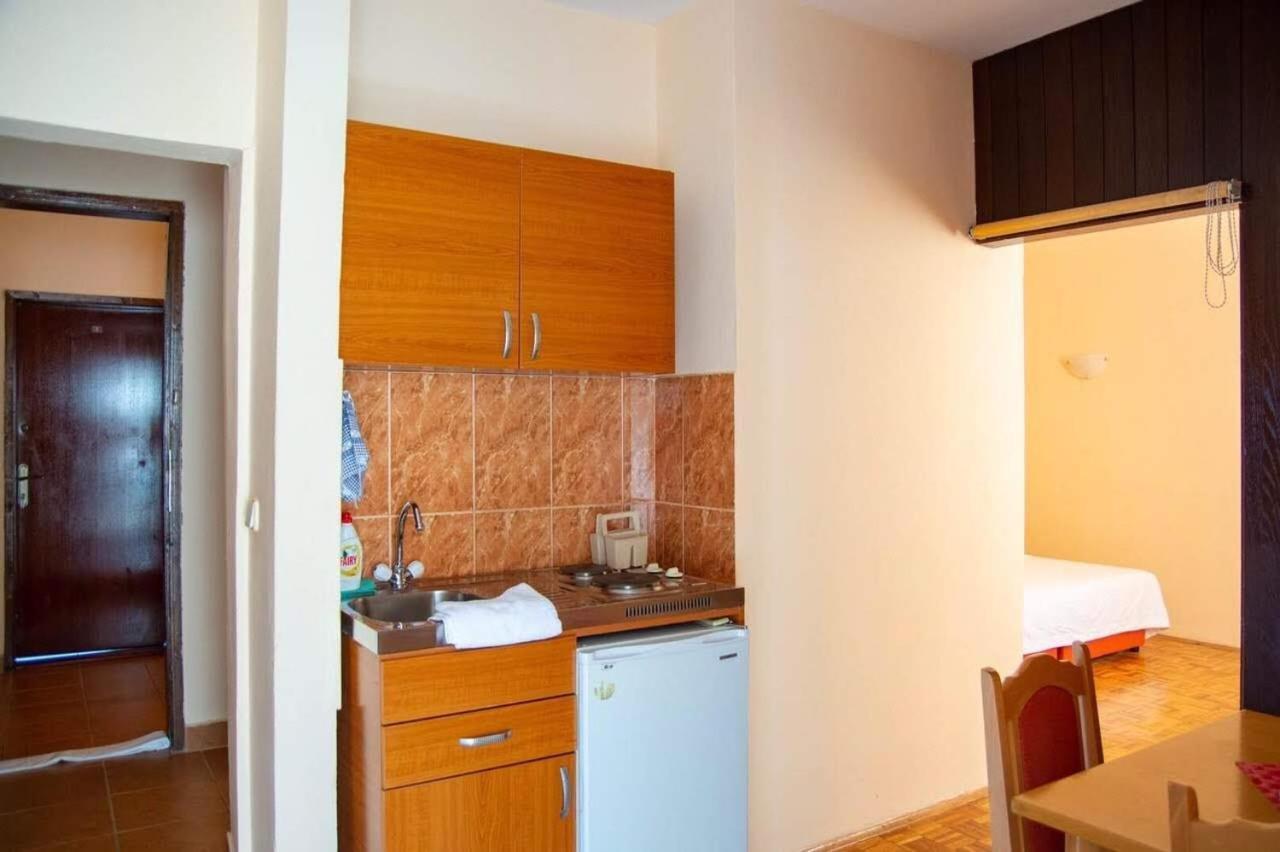 Apartments Dunja Sveti Stefan Luaran gambar