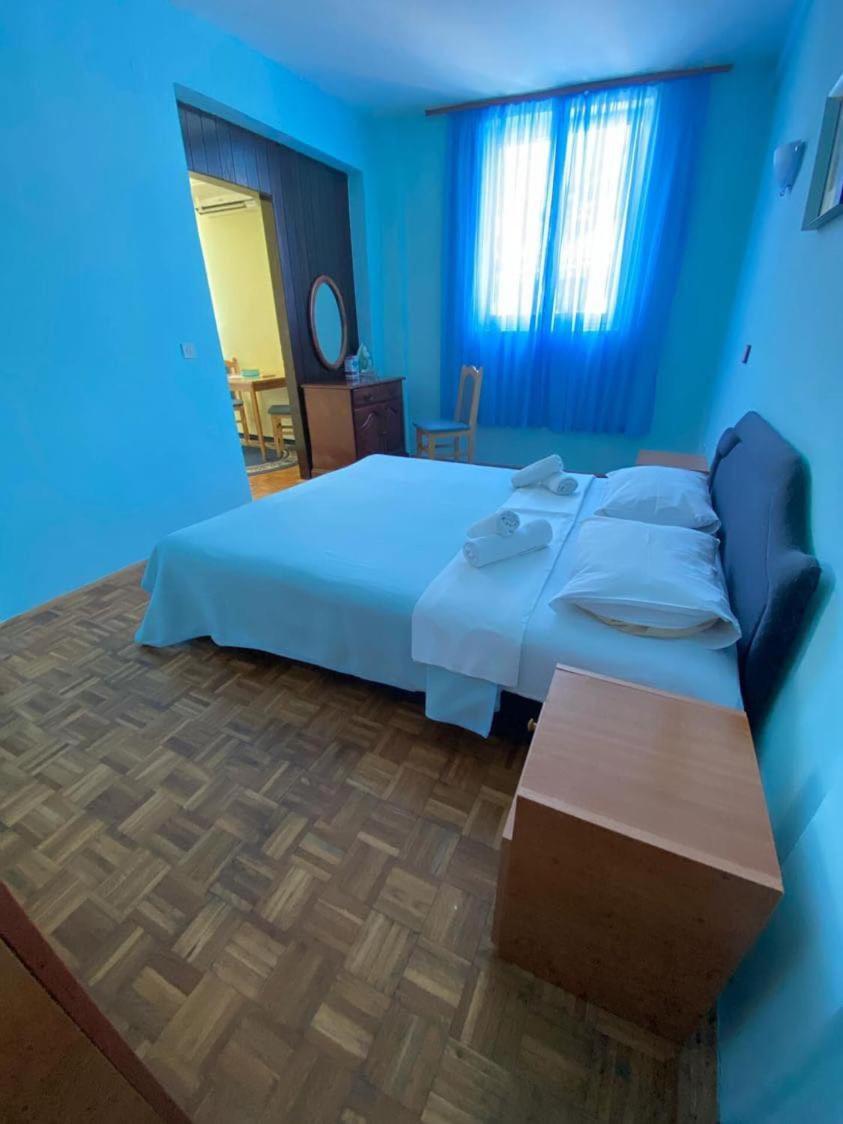 Apartments Dunja Sveti Stefan Luaran gambar